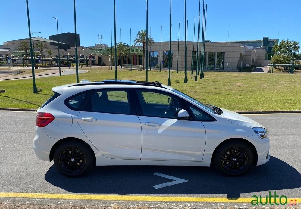 2015' BMW Série 2 D Advantage photo #5