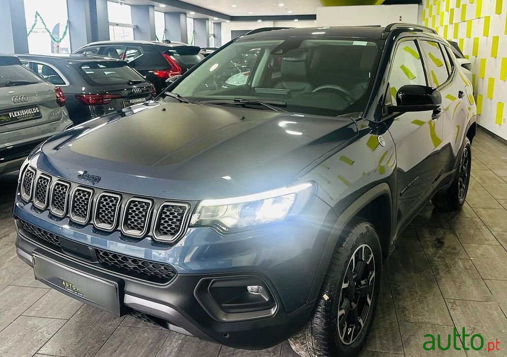 2022' Jeep Compass photo #2