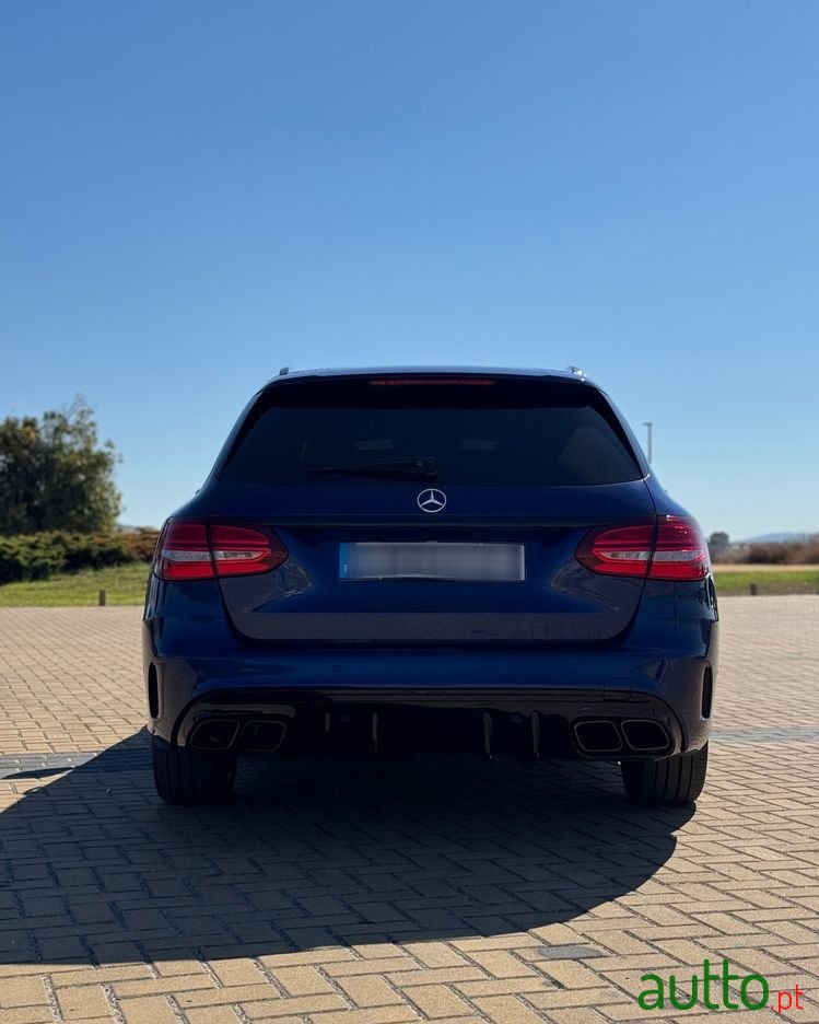 2016' Mercedes-Benz Classe C photo #6