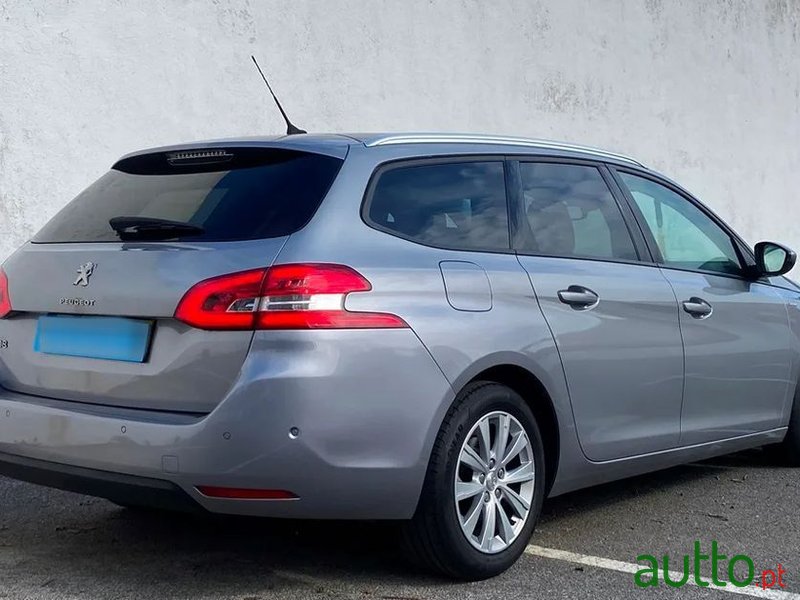 2019' Peugeot 308 Sw photo #6