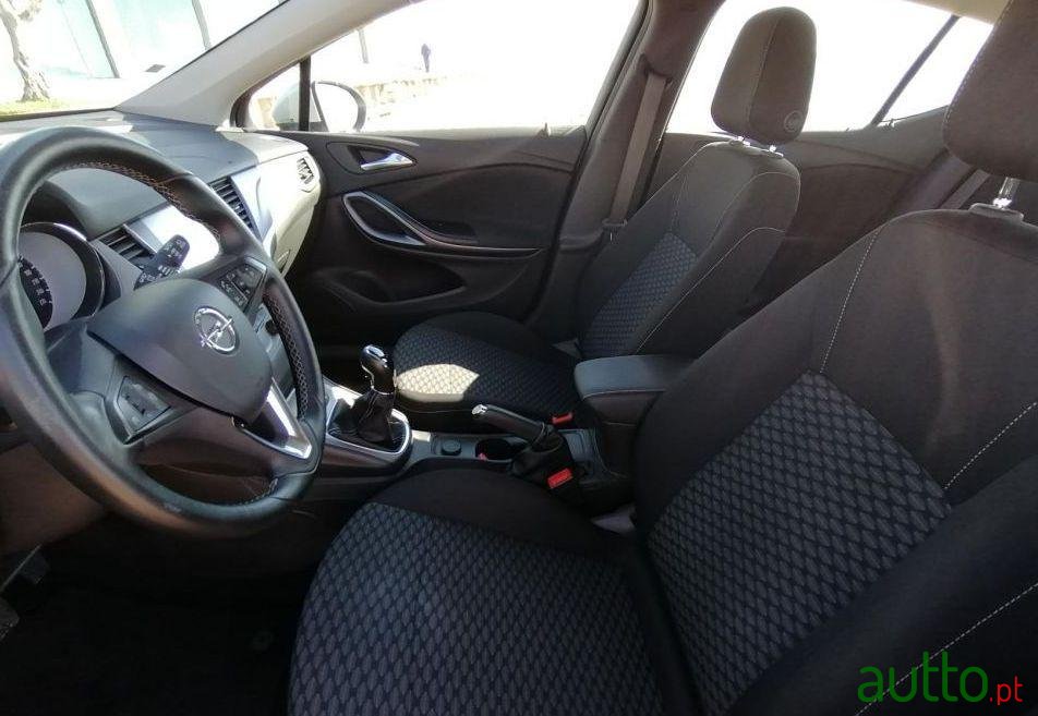 2017' Opel Astra Ecoflex photo #4