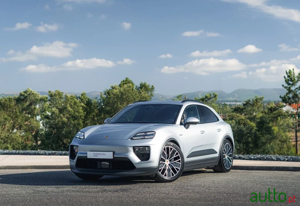 2024' Porsche Macan Electric 4 photo #1