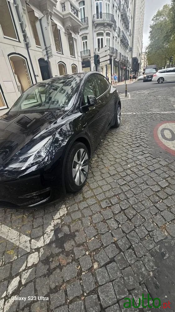 2024' Tesla Model Y photo #5