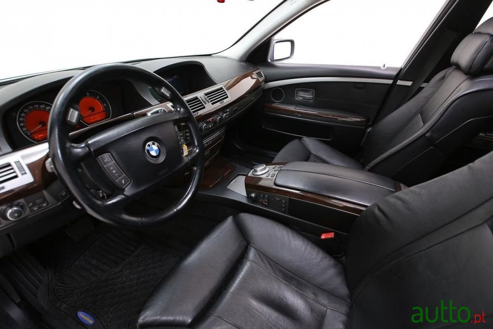 2005' BMW Série 7 D photo #6