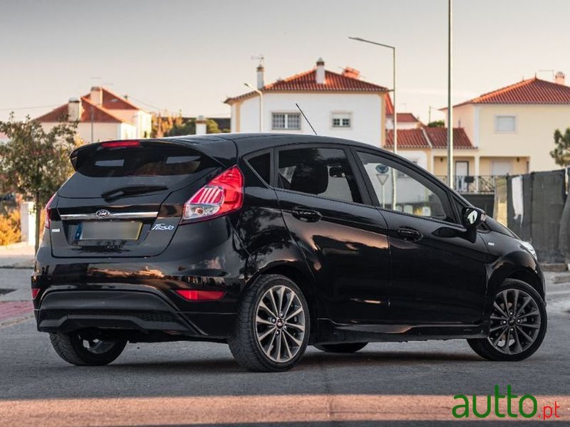 2016' Ford Fiesta 1.0 T Ecoboost Stline photo #2