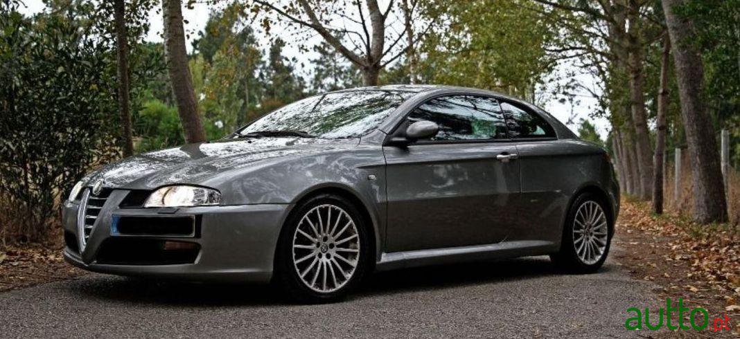 2005' Alfa Romeo GT 1.9 Jtd photo #2