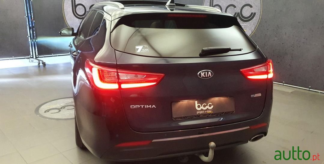 2017' Kia Optima Sw photo #4
