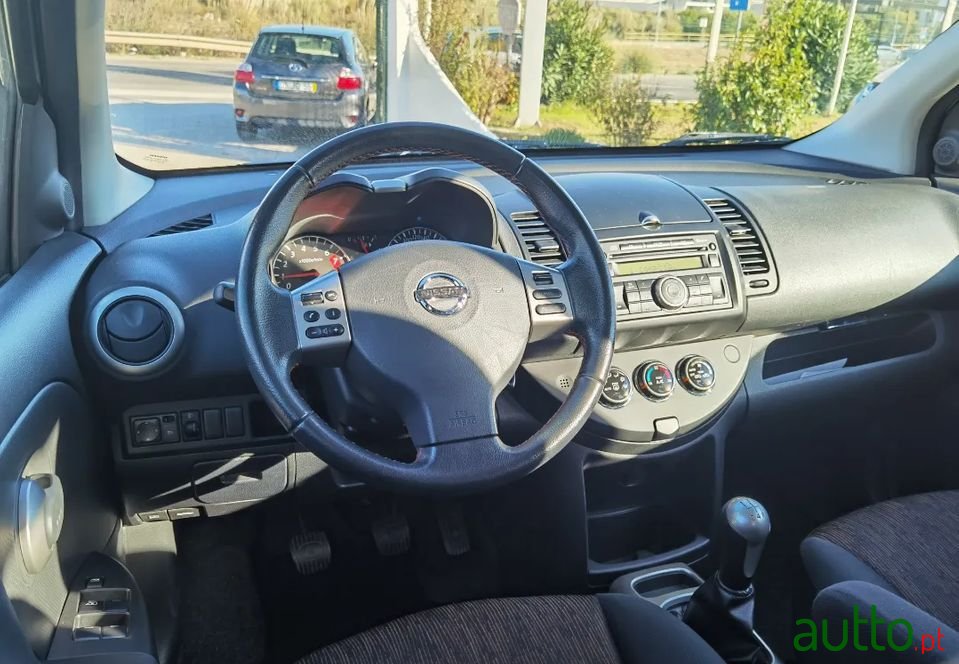 2010' Nissan Note photo #5