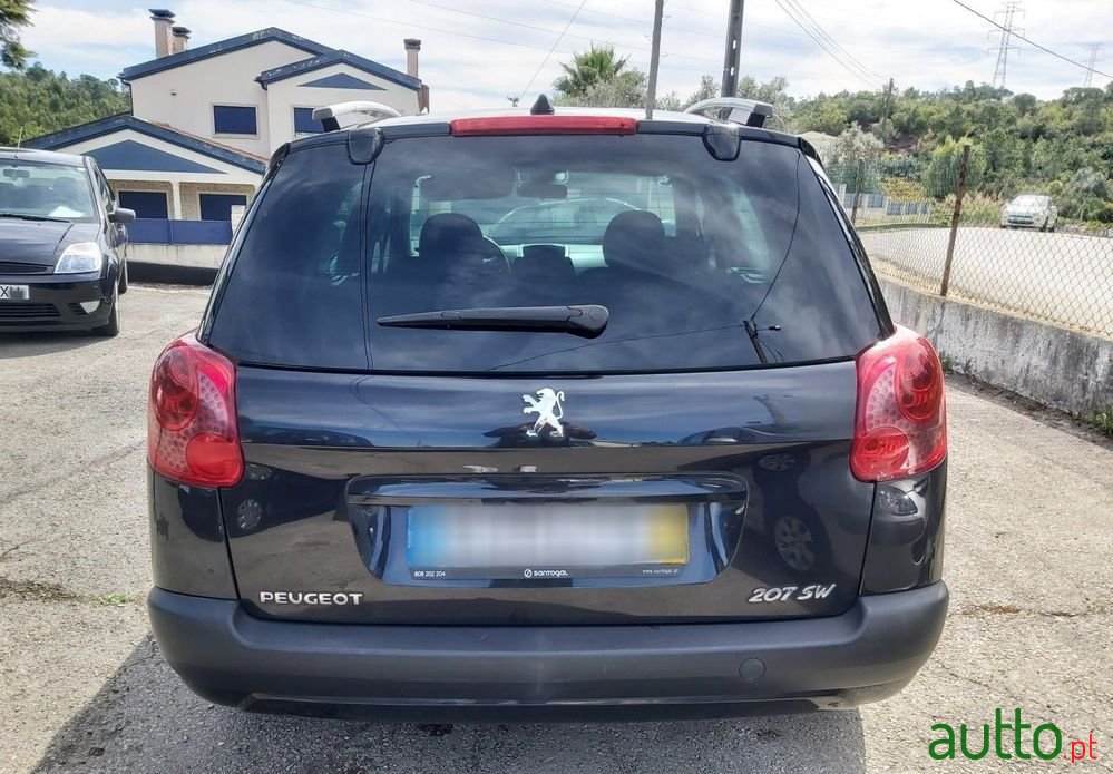 2008' Peugeot 207 1.6 Hdi Sport photo #3