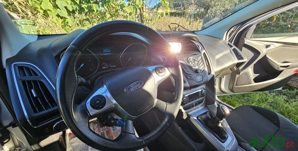 2013' Ford Focus 1.0 Scti Titanium photo #5