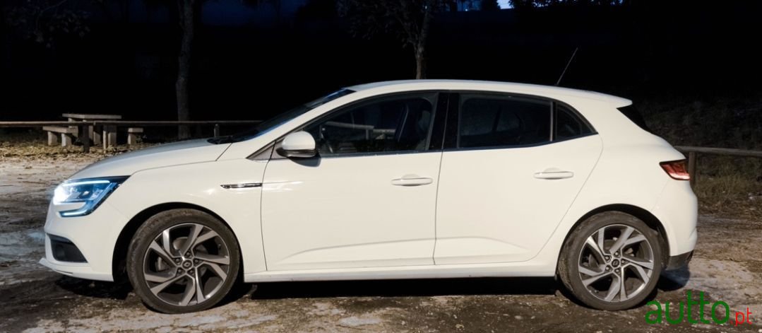 2018' Renault Megane photo #3