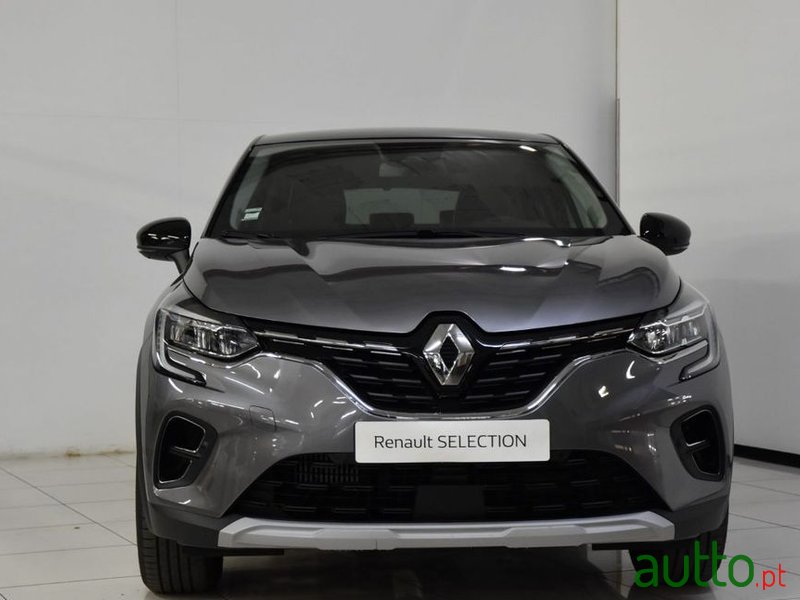 2022' Renault Captur photo #2