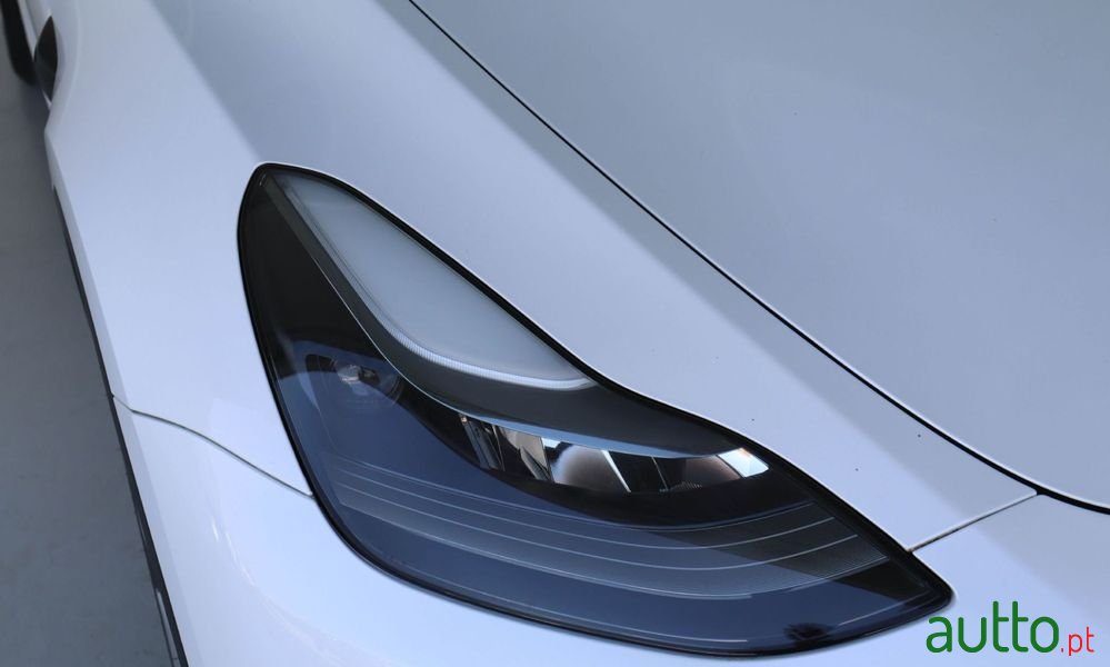 2022' Tesla Model Y photo #4