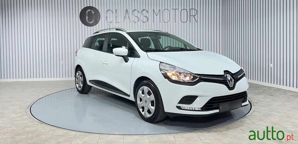 2019' Renault Clio photo #3