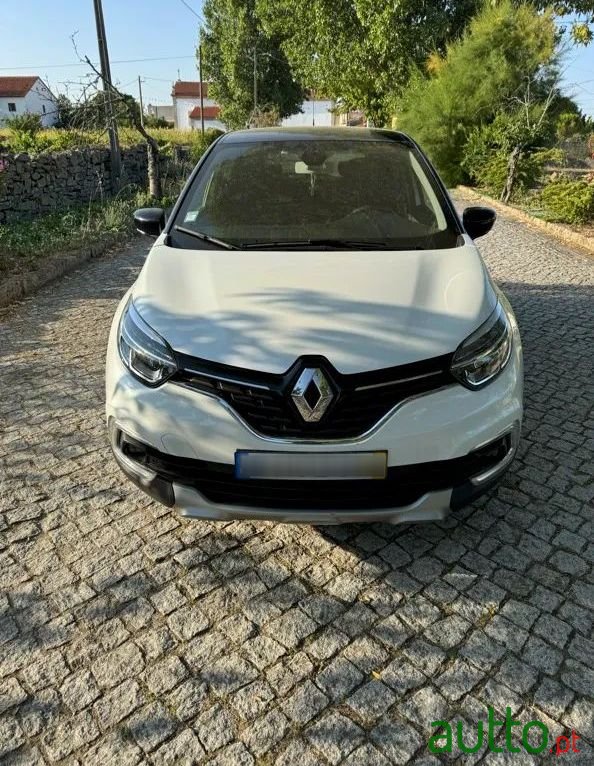 2018' Renault Captur photo #2