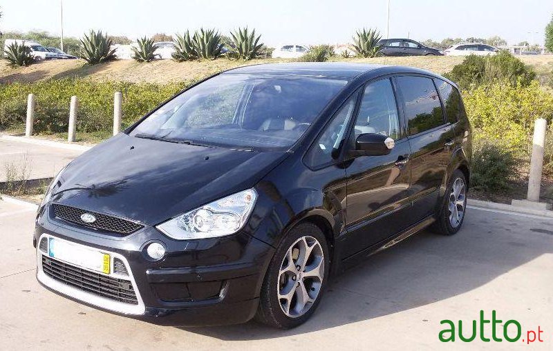 2008' Ford S-Max photo #1