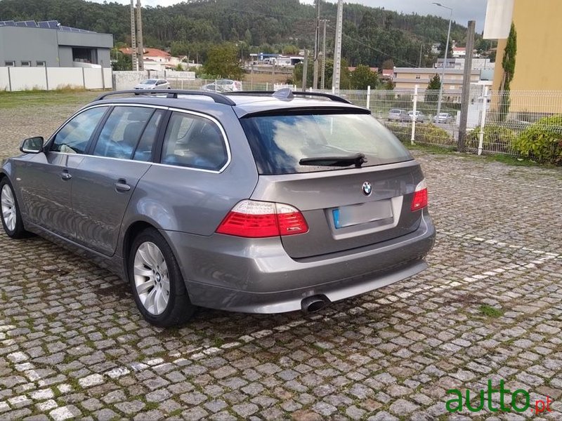 2010' BMW 520 photo #4