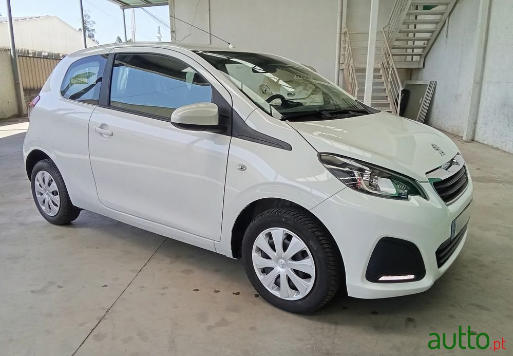 2015' Peugeot 108 1.0 Vti Active photo #2