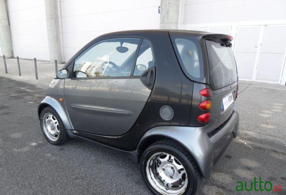 2004' Smart Fortwo Pure 50 photo #2
