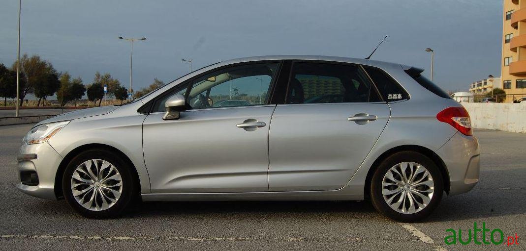 2012' Citroen C4 1.6 Bluehdi photo #2