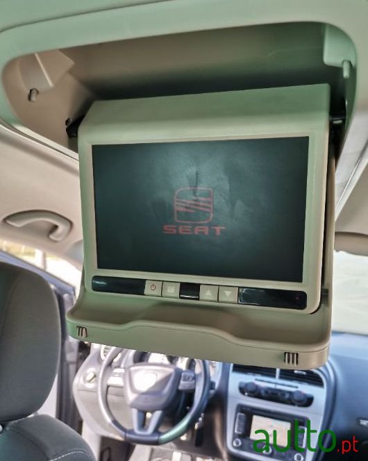 2010' SEAT Altea photo #3