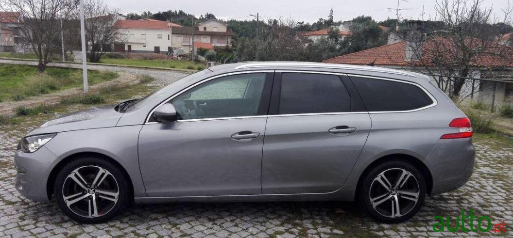 2015' Peugeot 308 Sw photo #4