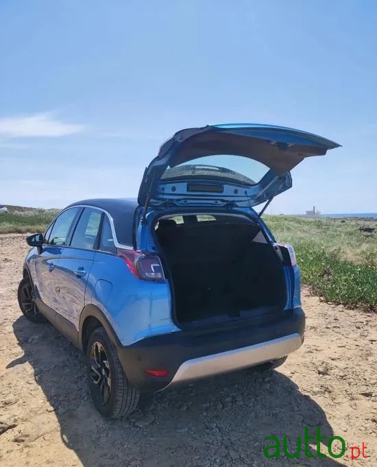 2020' Opel Crossland X photo #4