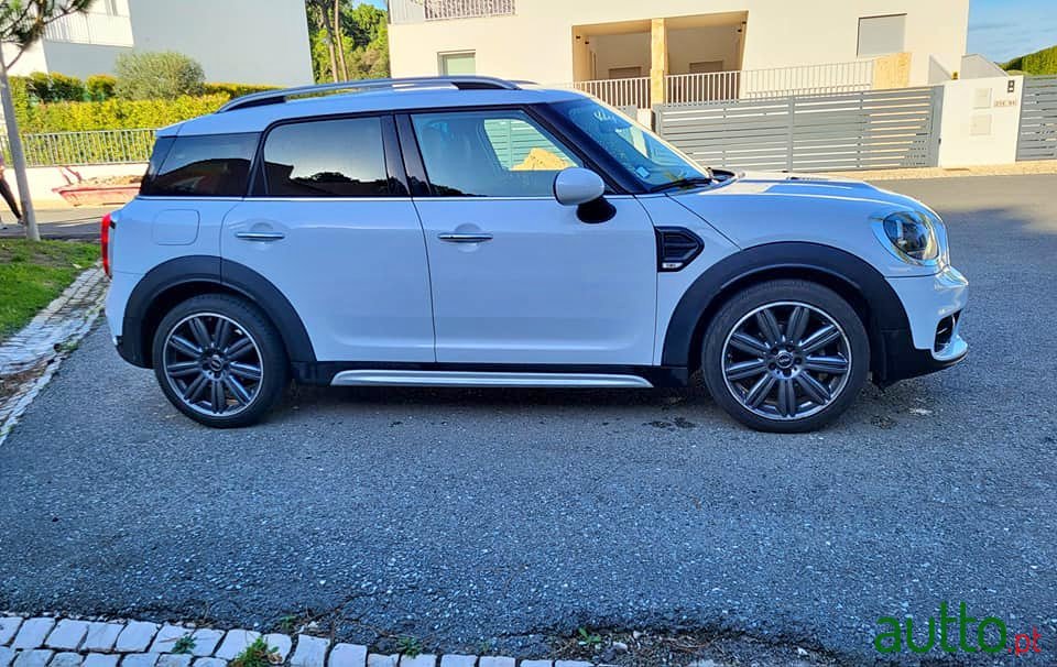 2017' MINI Countryman photo #7