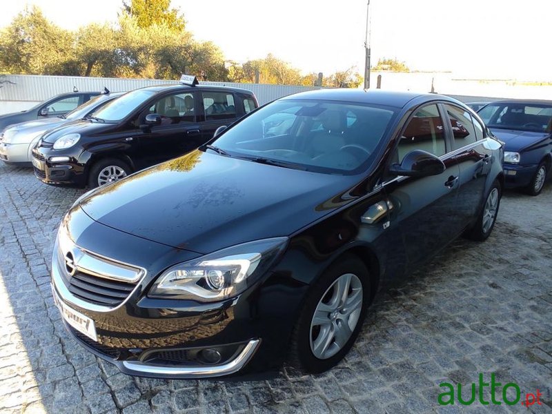 2015' Opel Insignia photo #4