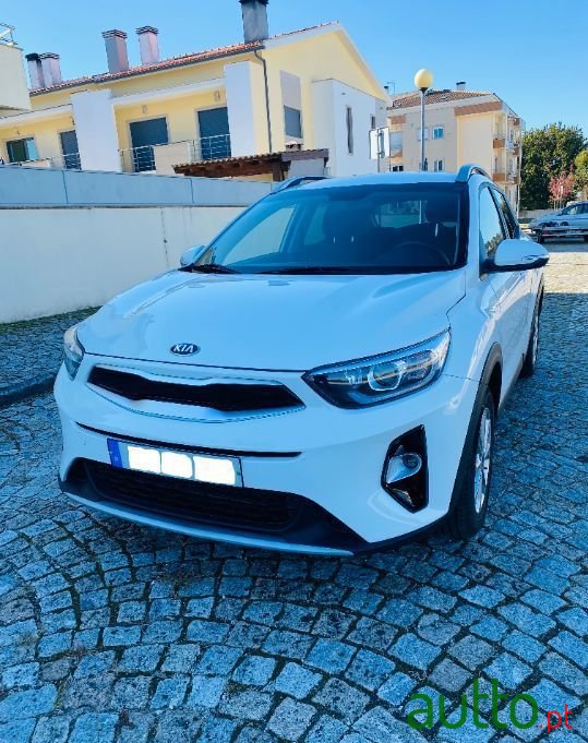 2018' Kia Stonic photo #1