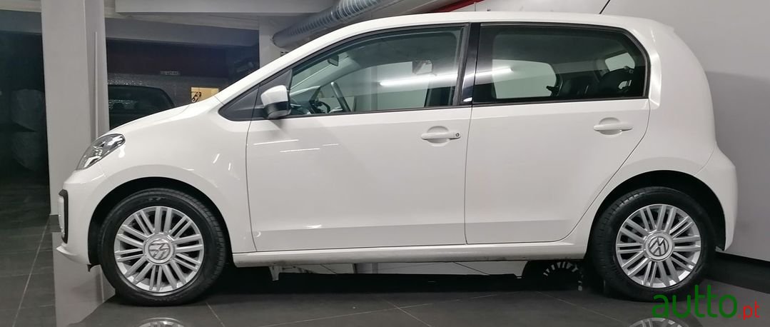 2016' Volkswagen Up photo #2