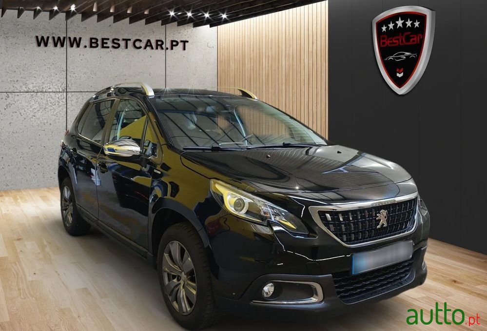 2017' Peugeot 2008 photo #2
