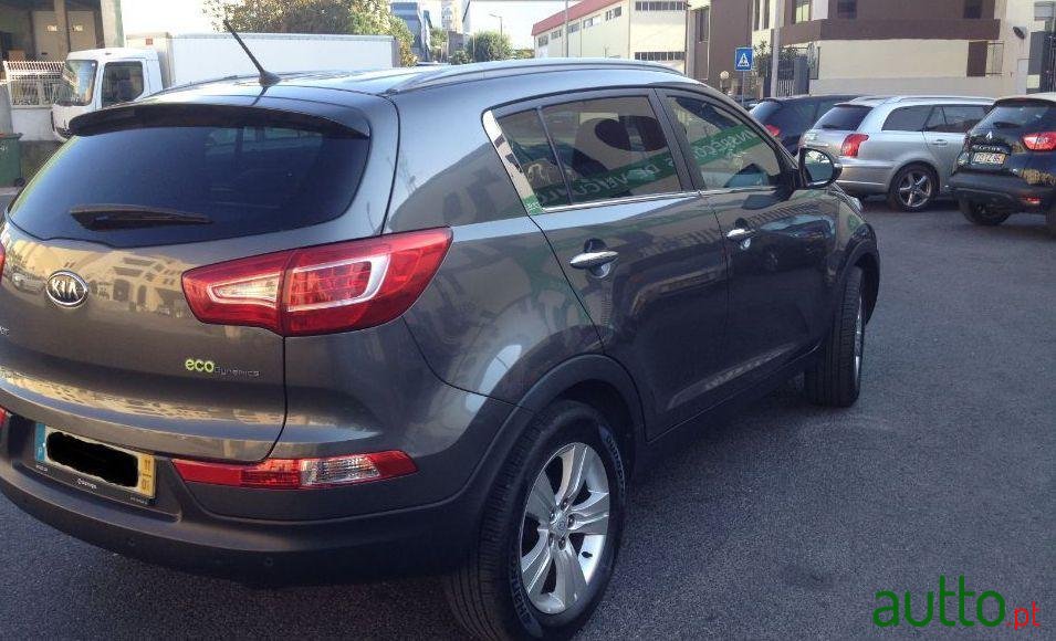 2011' Kia Sportage photo #3