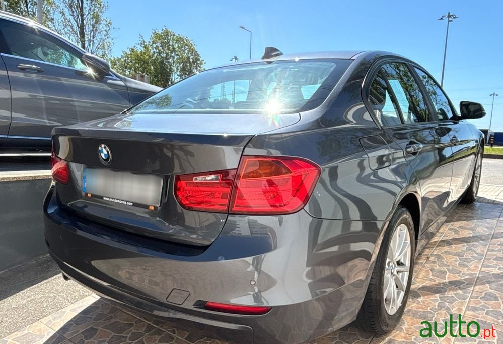 2015' BMW 316 D Advantage photo #3