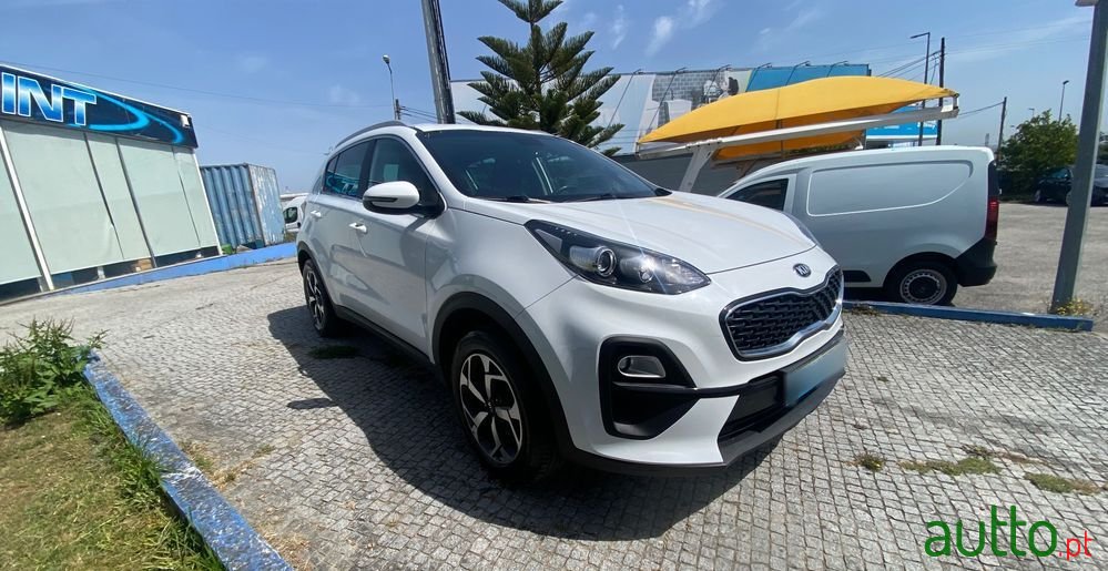 2022' Kia Sportage 1.6 Crdi Isg Urban photo #6