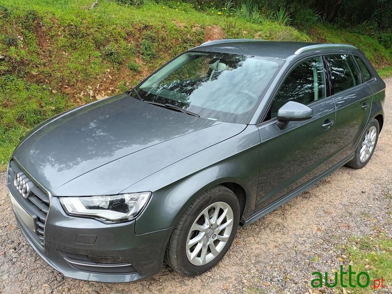 2014' Audi A3 Sportback photo #1