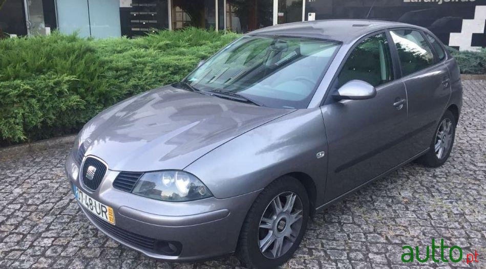 2003' SEAT Ibiza Sport photo #3