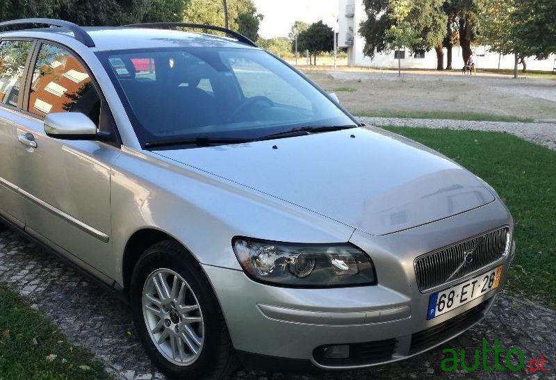 2007' Volvo V50 1.6D Nivel2 photo #1