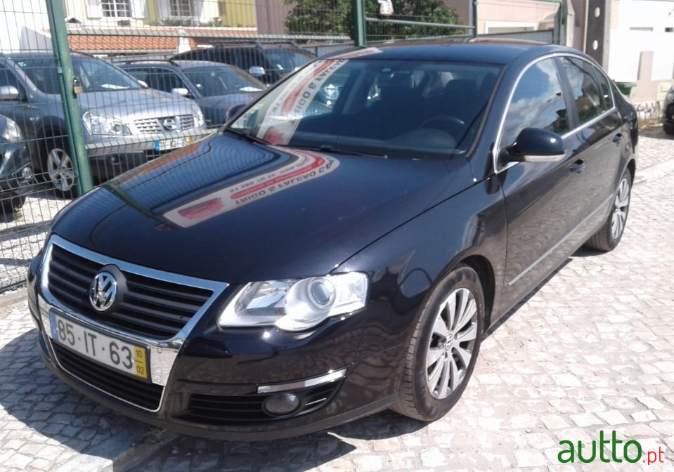 2010' Volkswagen Passat photo #1