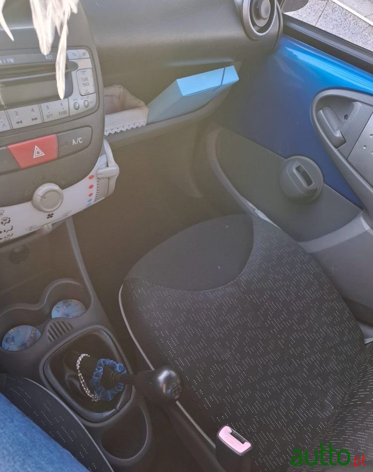 2010' Peugeot 107 1.0 Trendy photo #5