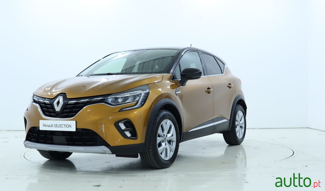 2021' Renault Captur photo #3