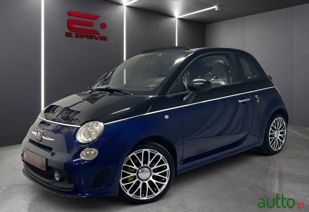 2016' Abarth 595C photo #1