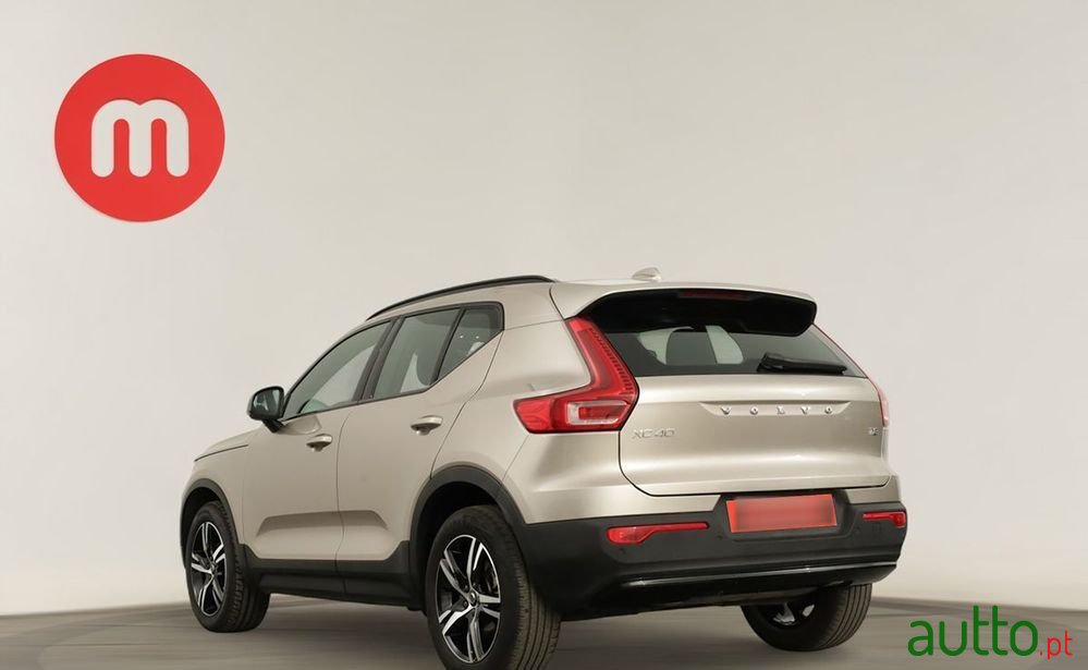 2024' Volvo Xc 40 photo #3
