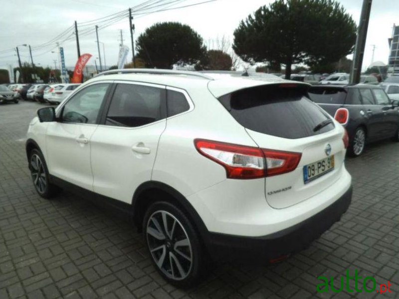 2015' Nissan Qashqai photo #1