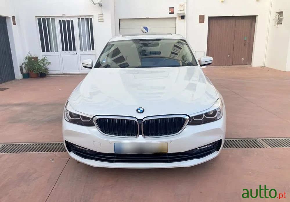 2018' BMW 630 Gran Turismo photo #2