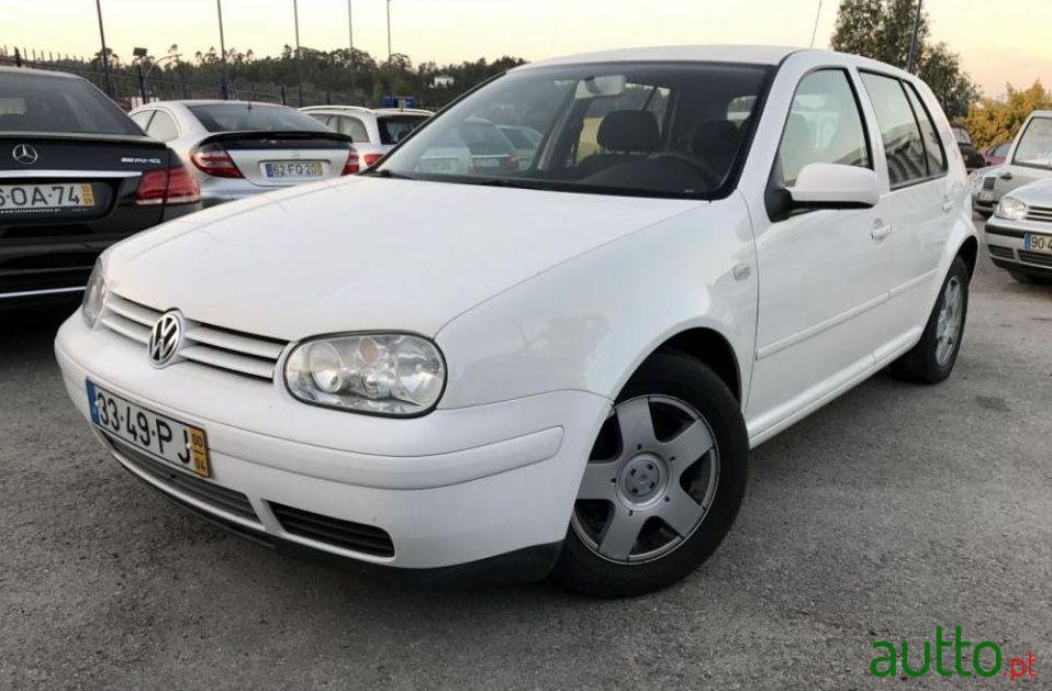 2000' Volkswagen Golf photo #1