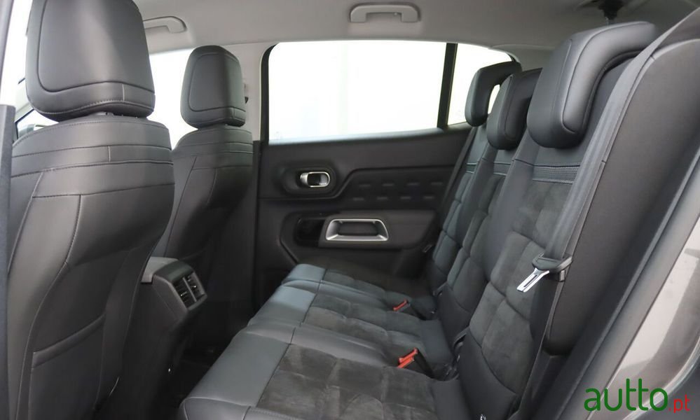 2021' Citroen C5 Aircross photo #5