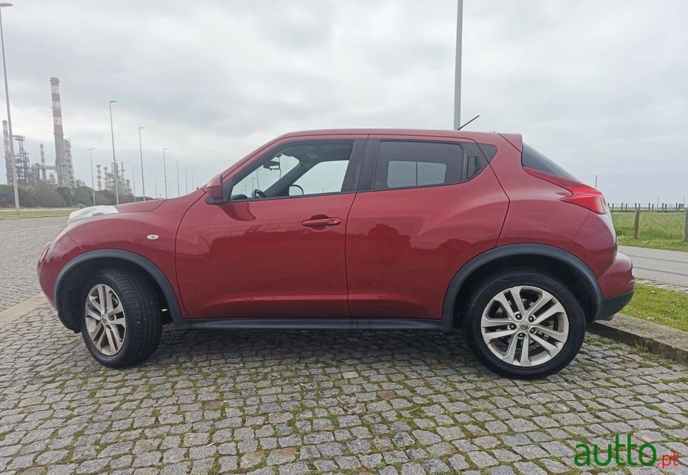 2011' Nissan Juke photo #3