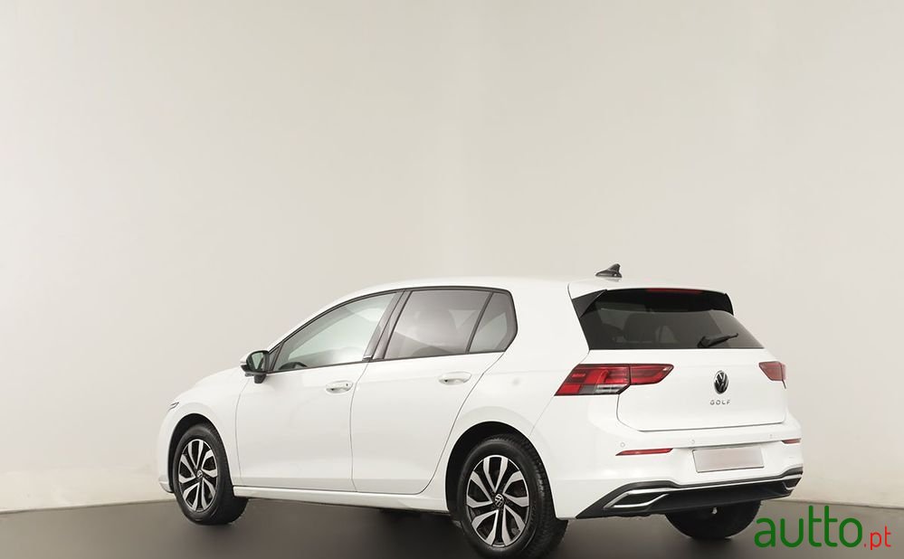 2021' Volkswagen Golf photo #3