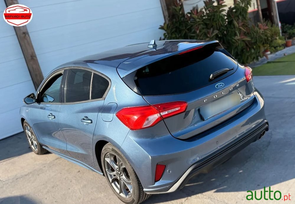 2019' Ford Focus photo #6